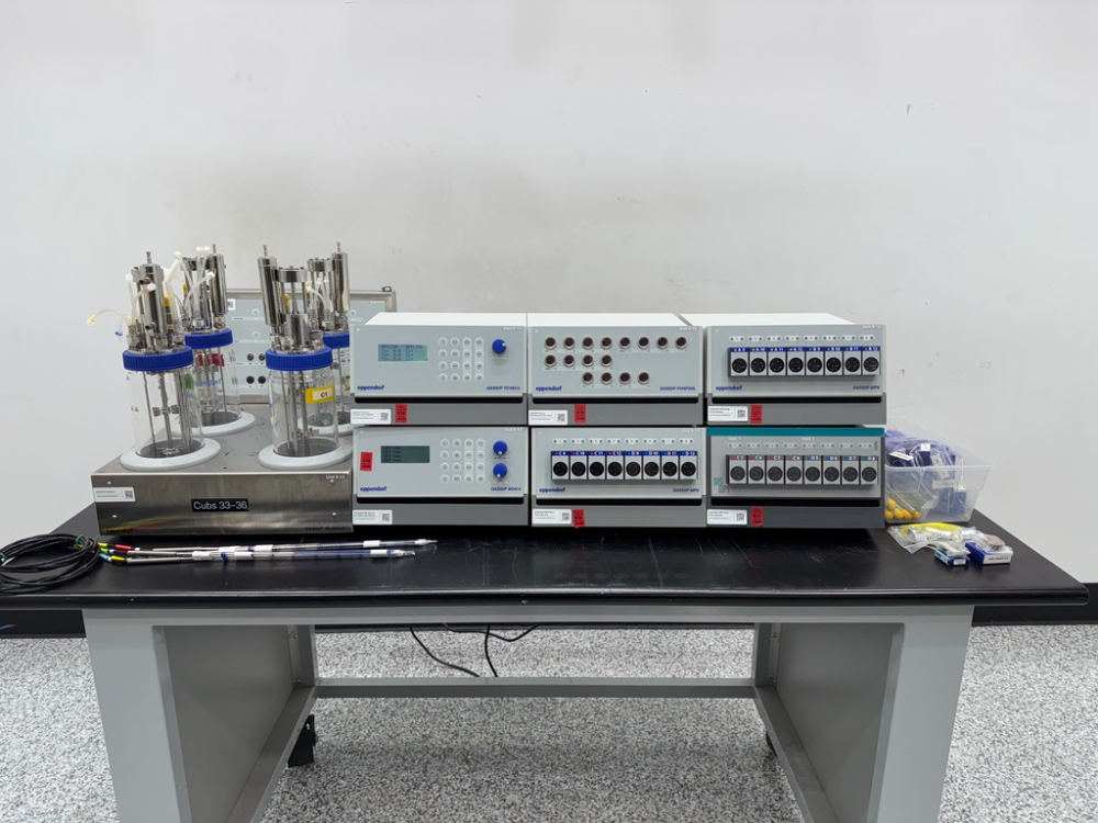 Image of Eppendorf DASGIP Bioreactor System